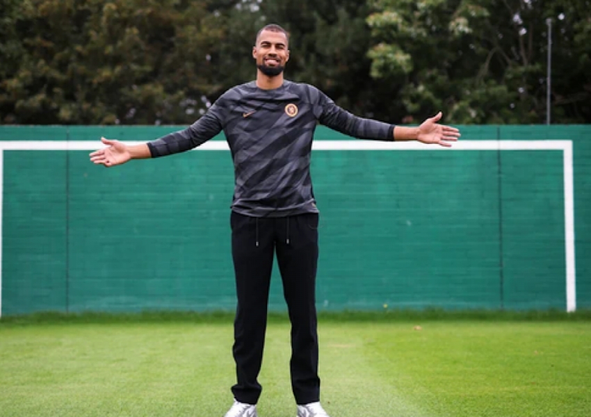 Premier League Opening Clash: Chelsea’s Tactical Transition vs. Liverpool’s Midfield Test-2