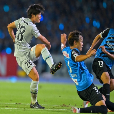 J.League Cup Semifinal First Leg: Fukuoka's Strong Desire, Nagoya's Continued Struggles