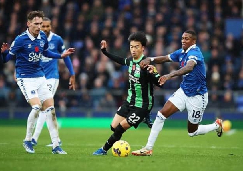 Europa League Preview: Ajax Thrives in Continental Battles, Liverpool Seeks Confidence in Europe-1