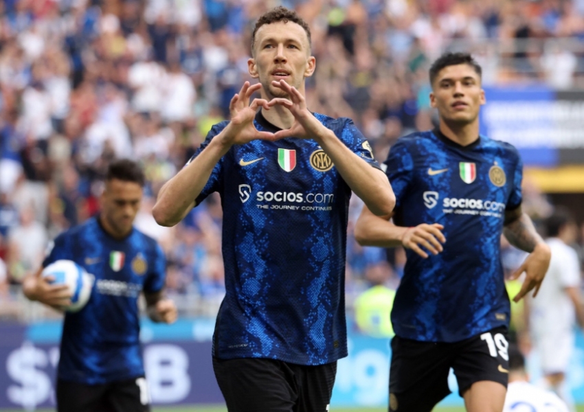 Saudi Offer of €15M Salary Lures Inter Milan's Star: Executives Follow Perisic Principle, Identify Two Replacements-2