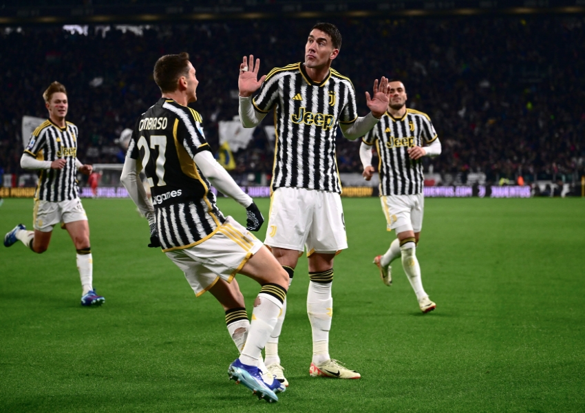 The Artful Feint: Lautaro Martinez Replicates Icardi's Derby Classic, Epitomizing Inter's Legacy-0