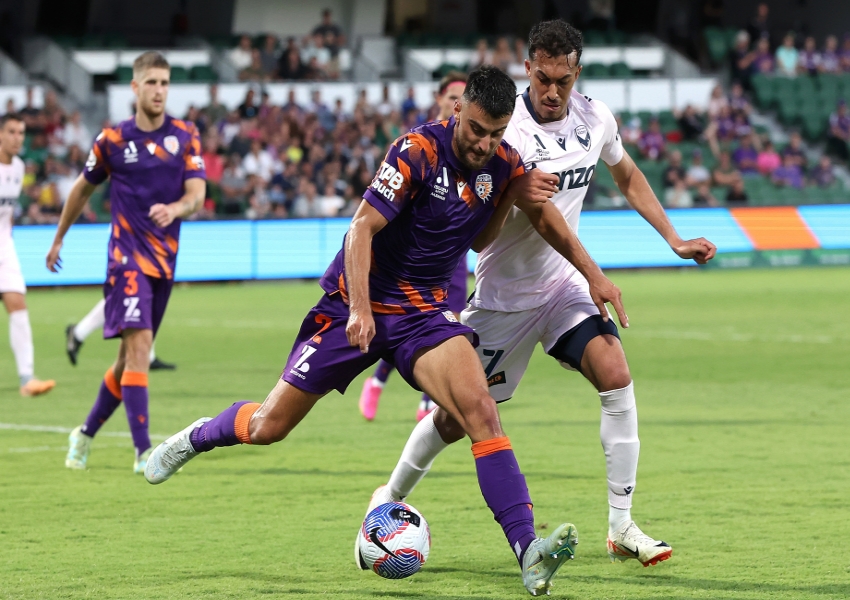 A-League Round 27: Hesitation Spells Defeat for Macarthur, Central Coast Mariners' Dominance Emerges-2