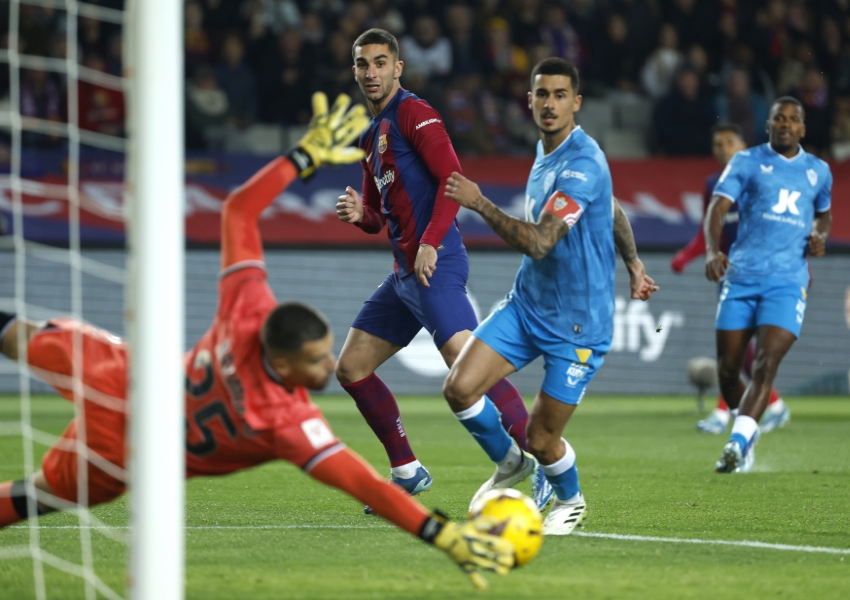 La Liga New Year's First Round: Barcelona Miss Ter Stegen, Sevilla's New Coach Hopes to Reverse Home Slump-1