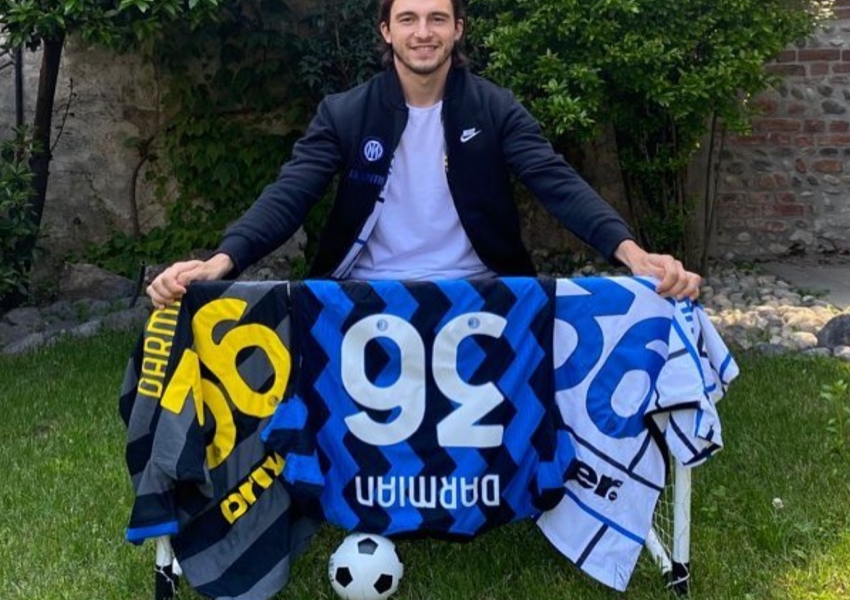 Inter Milan Thrills Italy: Three 'D Men' Shine, One Becomes Europe's Second Best Amid a Lingering Regret-0