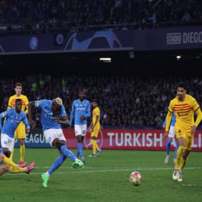 UEFA Champions League Round of 16 Second Leg: Barcelona’s Midfield Dilemma and Arsenal’s Challenge to Break Through Porto’s Defense