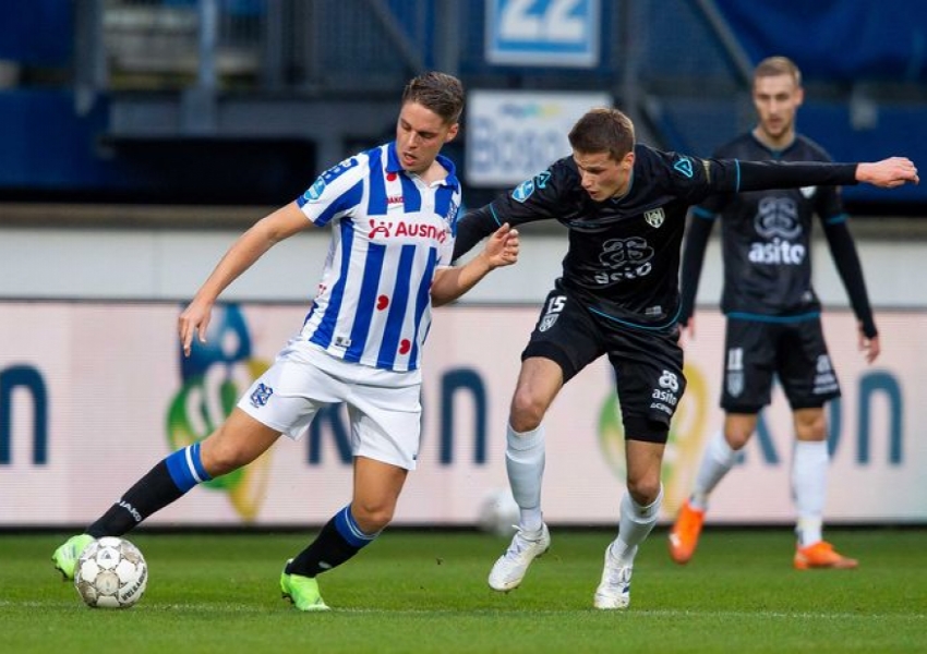 Eredivisie Round 31: PSV Eindhoven's Choice of Celebration, Feyenoord True to Themselves-1