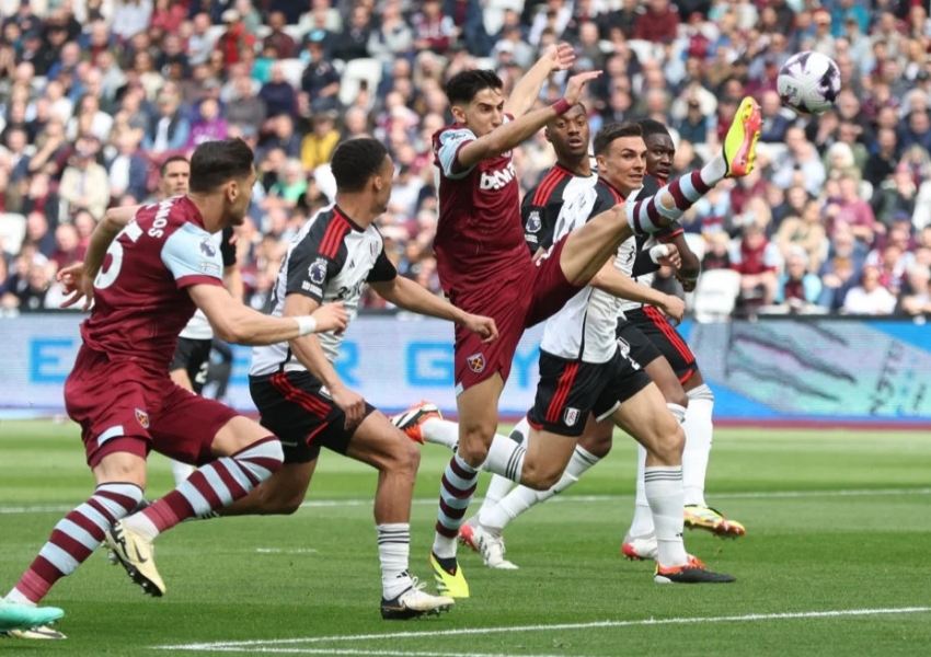 English Premier League Matchday 38: Man City's Quest for Double-Digit Titles, Chelsea's Perfect Season Finale-2