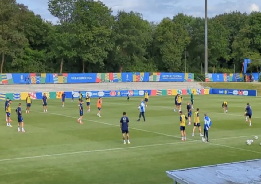 A Unique Phenomenon in the Italian Squad: How Nicolò Barella Stands Out-0