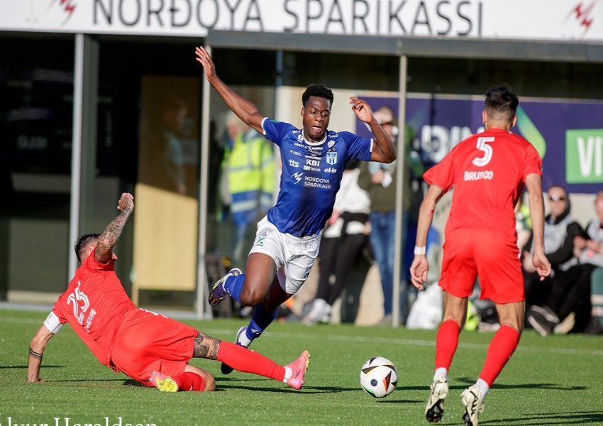 UEFA Champions League Qualifiers First Round: Dudelange's Finishing Woes and Larne Fans' Effective Support-0
