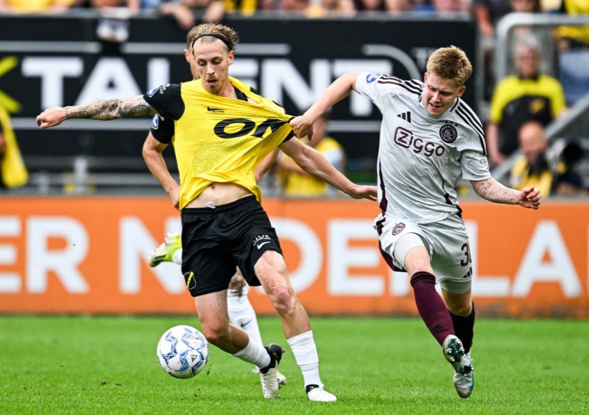 Europa League Playoff First Legs: Ajax's Goalkeeper Position Crucial, Braga Masters the Inverted Triangle-2