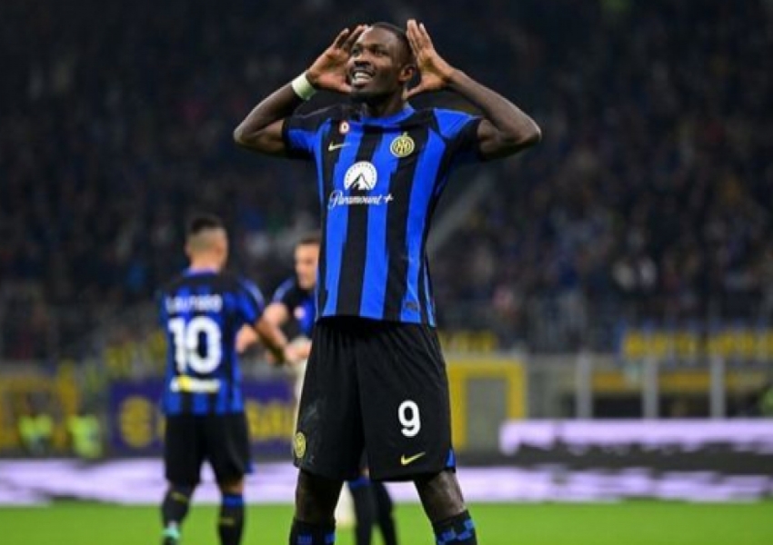 Inter Milan's Sharpshooter Brings Joy and Hope to the Team-1