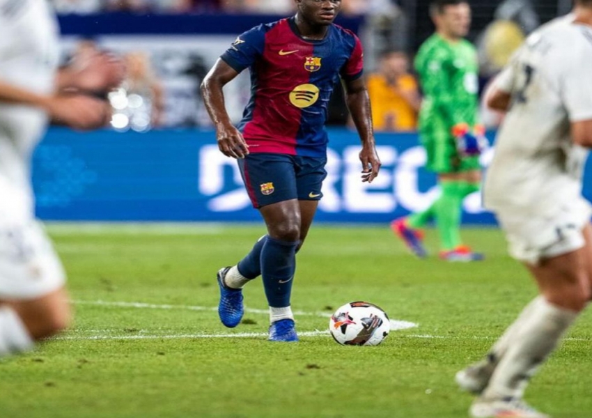 Simone Inzaghi Reiterates Demand for New Center-Back: Inter's Pursuit of Barcelona's Rising Star Faces Challenges-2