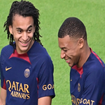 UEFA Champions League Qualifiers Third Round: Lille's Tactical Prowess on Display, Can Twente Balance Attack and Defense?