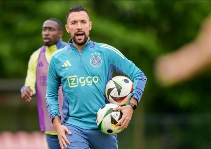 UEFA Europa League Third Qualifying Round: Atypical Ajax Progresses Steadily, Braga Adapts with Flexibility-0