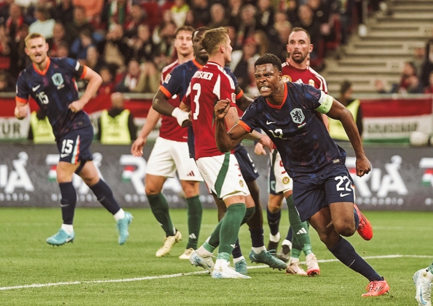 Inter's Dual-Faced Wingback Denzel Dumfries: Offensive Strengths Paired with Defensive Weaknesses-2