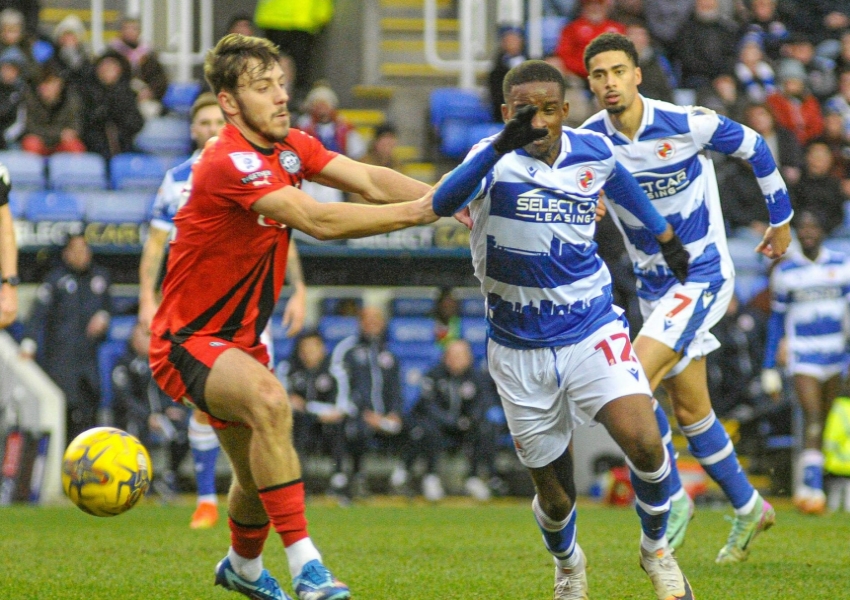 EFL Trophy: Reading Seeks to Uphold Top-Team Status, Burton Hopes to Extend Revival Trend-0