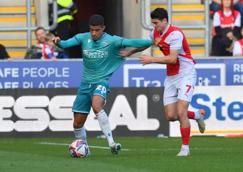 EFL Trophy: Reading Seeks to Uphold Top-Team Status, Burton Hopes to Extend Revival Trend-1