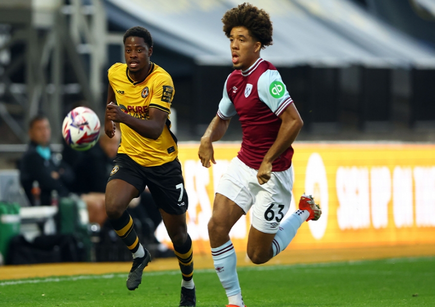 EFL Trophy: Reading Seeks to Uphold Top-Team Status, Burton Hopes to Extend Revival Trend-2