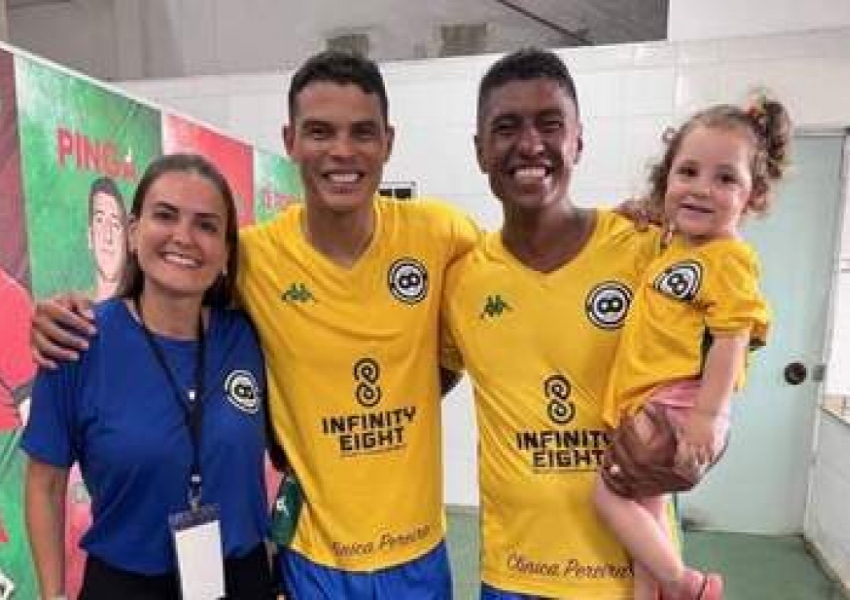 8-8 Farewell for Paulinho: Former Guangzhou Evergrande Star Scores Four, Including Two Stunning Strikes, Before Breaking Down in Tears-1