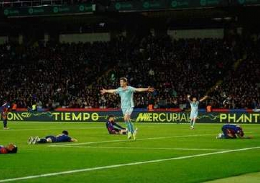 Barcelona’s Tragic Collapse: Players Fall to the Ground as 41 Days of Misery Costs 16 Points in La Liga-0