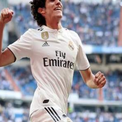 Real Madrid's Ultimate Benchwarmer: 10 Minutes Played, 2 Trophies Won, and Six Months to Go