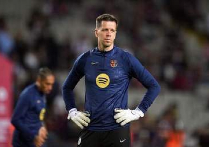 Barcelona’s Goalkeeping Dilemma Resolved: Flick Backs 34-Year-Old Szczęsny as First Choice for Champions League Showdown-1