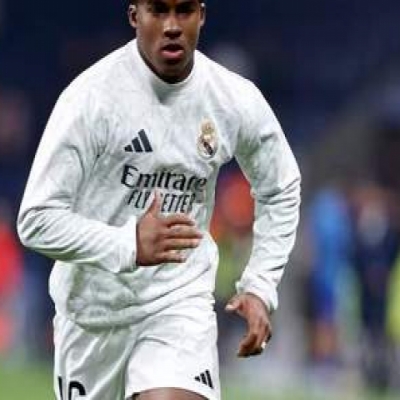 Real Madrid’s Stars Rest as 18-Year-Old Wonderkid Faces “Now or Never” Moment: 111 Days Without a Goal