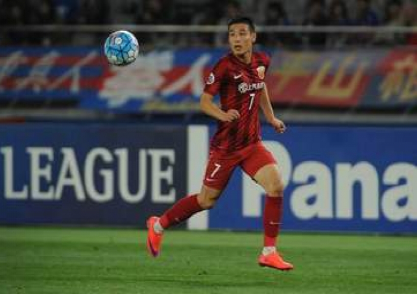Three Out, Eight In! China’s National Football Team Gets Younger: Two Big Surprises as the 2000s Generation Rises-0