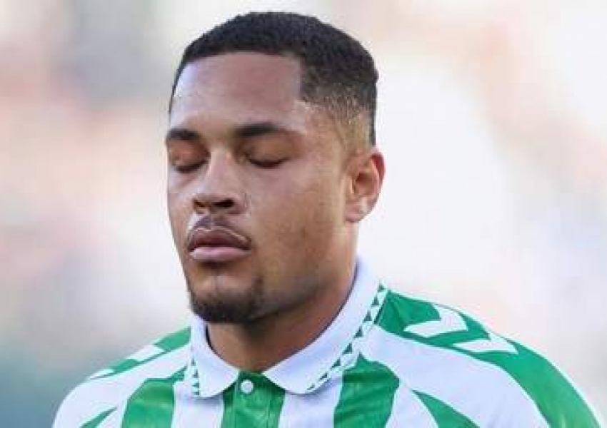 Final 24 Hours: Barcelona on the Verge of Selling 19-Year-Old Striker for €30.5M—A Strategic Masterstroke-0