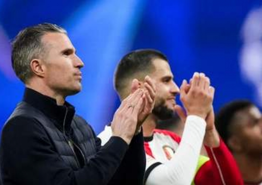 Champions League Heartbreak for Feyenoord: Van Persie Furious Over Controversial Penalty as Inter Advances-2