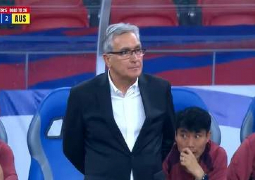 Two Goals in 13 Minutes! China’s Amateurish Mistakes: Wang Dalei’s “Egg” and a Bewildered Coach-1