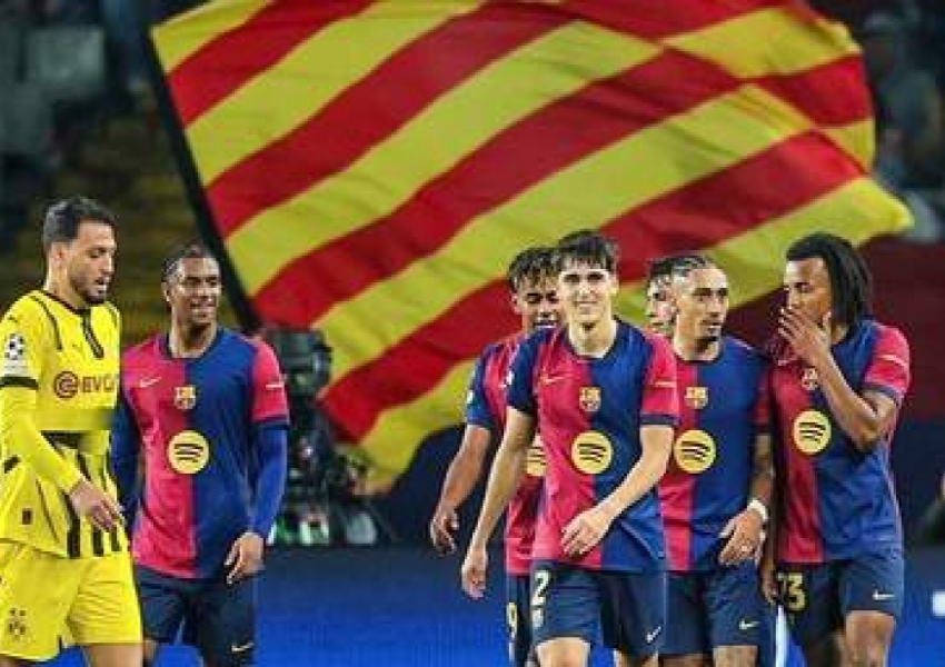 Lewandowski Erupts with 18-Minute Brace: 40 Goals, Record-Breaking Madness, and 50,000 Fans in Rapture-1