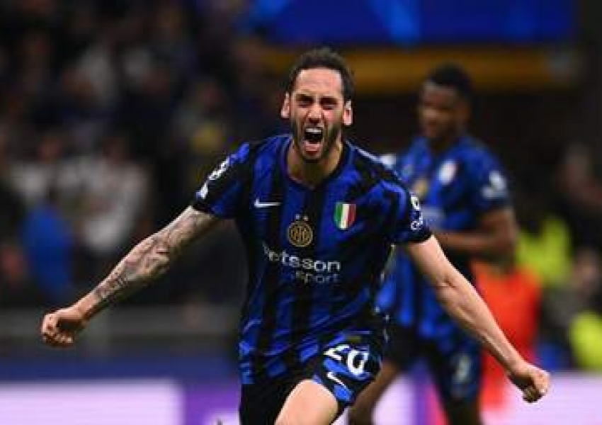 Barcelona Collapse Again in Champions League Chaos: Two Costly Errors, Two Goals Down in 24 Minutes, and Fuming Flick Left Exposed-2