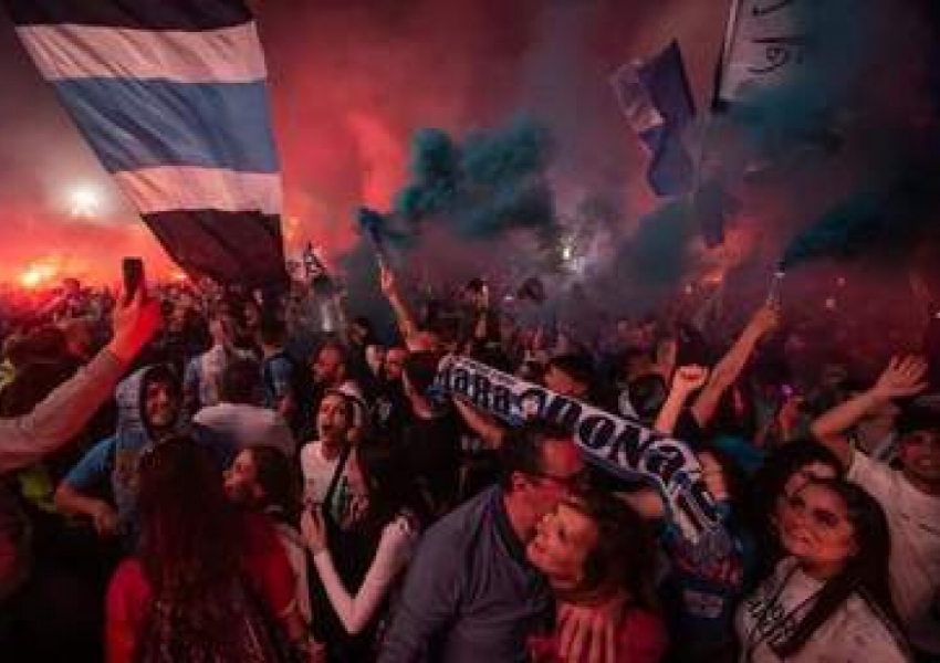 Serie A Title Celebration Turns Chaotic: 39 Injured, 10 Robberies, and Historic Monument Damaged in Napoli-0